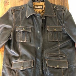 Men’s 100 % leather jacket